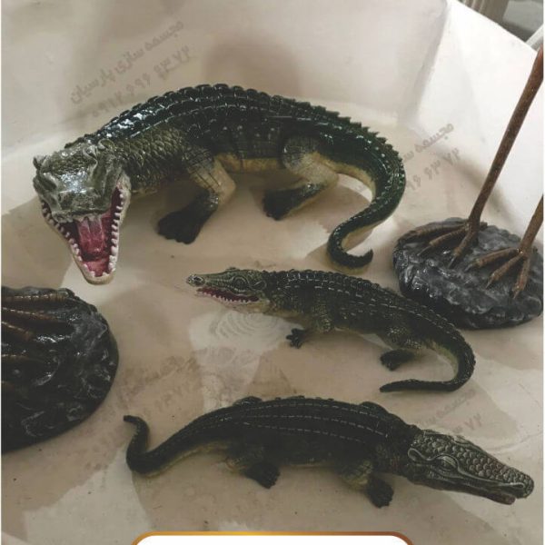 فروش مجسمه تمساح